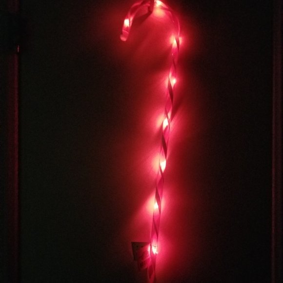 Light up Candy Cane LED Battery operated, need 2 Set of 4 - Picture 2 of 13
